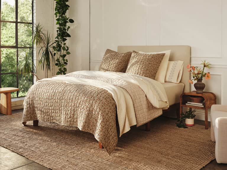 Angeles Organic Matelasse Blanket image
