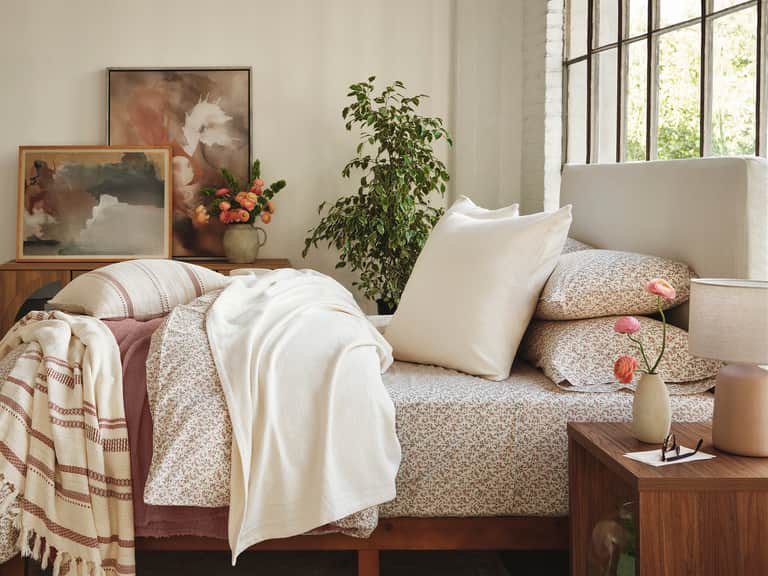 Bonita Organic Throw image