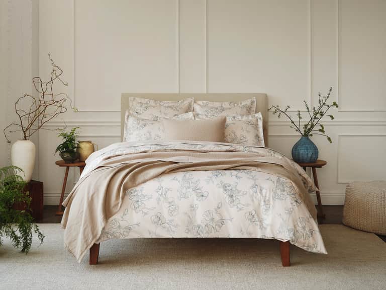 Helena Organic Linen Coverlet image