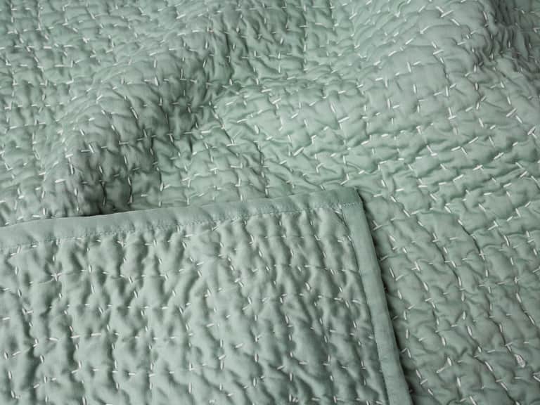 Pebbled Handstitched Organic Toddler Quilt image