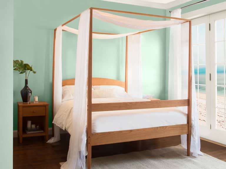 Vermont Shaker Four Poster Bed with Canopy image