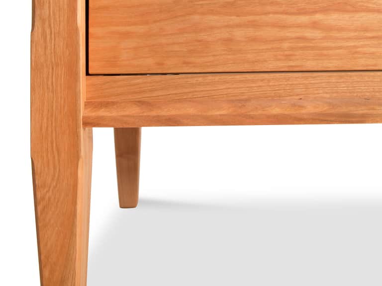 Vermont Shaker 7-Drawer Dresser image