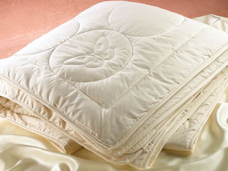 DownTown Company Natural Silk Year Round Comforter image