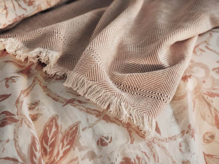 Canyon Organic Throw image