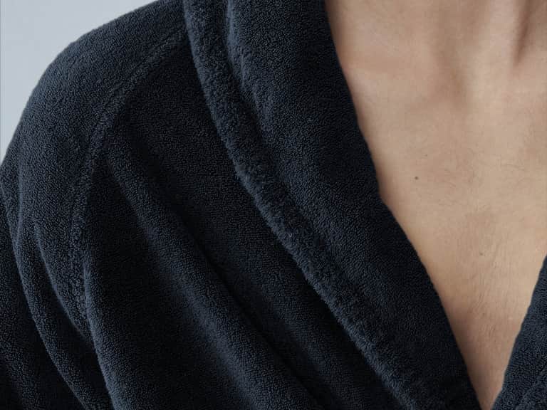 Crisp Bathrobe image