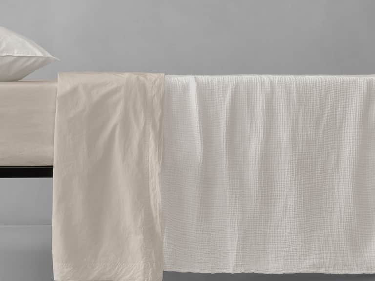 Free New Bedcover image