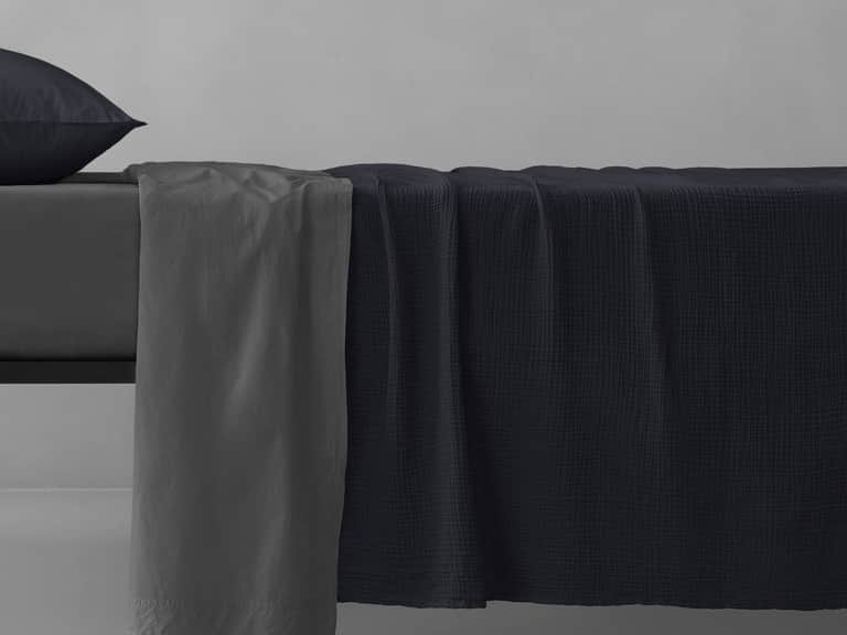 Free New Bedcover image