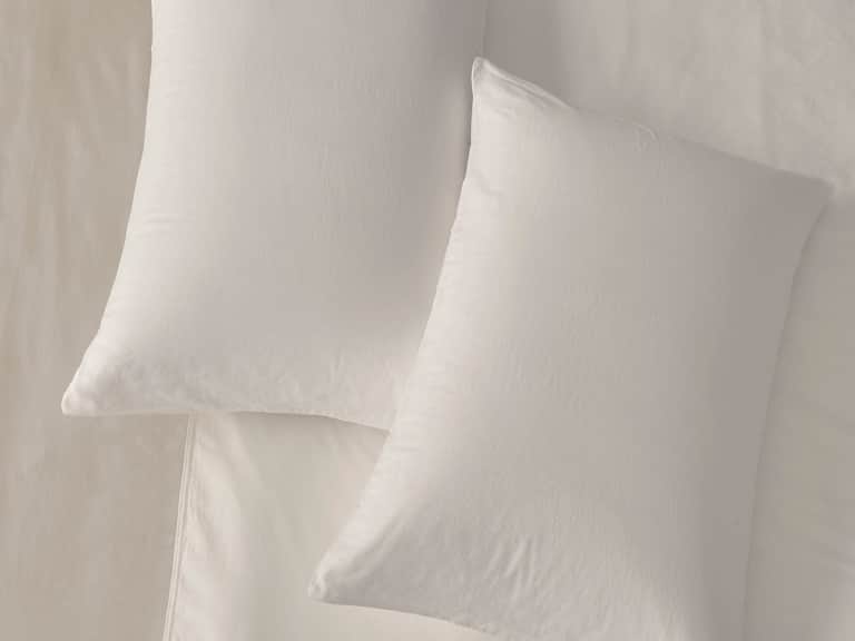 Miro Plain Pillow Cases Set image