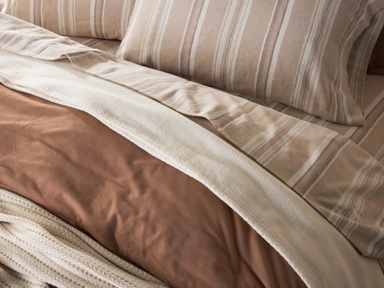 Cloud Brushed&trade; Organic Flannel Sheet Set image
