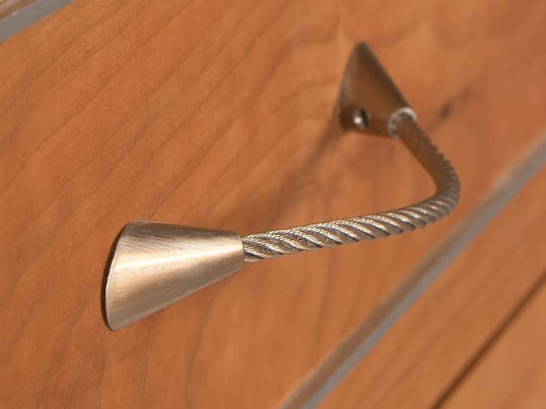Contemporary Cable 3-Drawer Chest image
