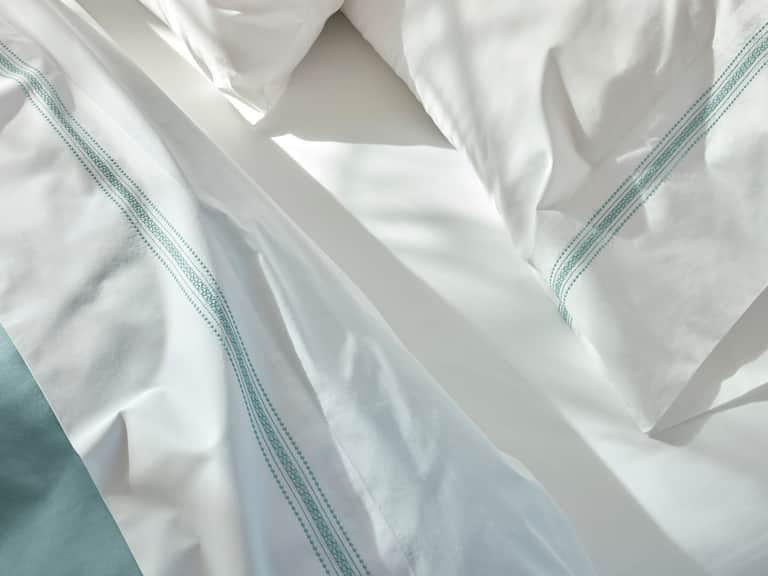 Refined Organic Percale Sheet Set image