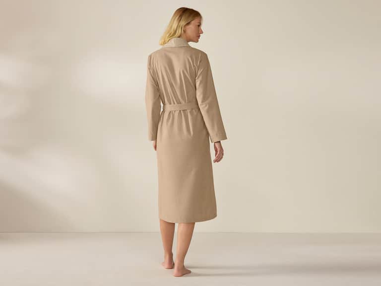 Women's Cloud Brushed Organic Flannel Robe image