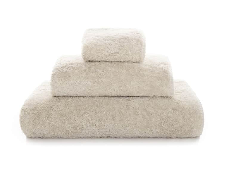 Graccioza Egoist Towels image
