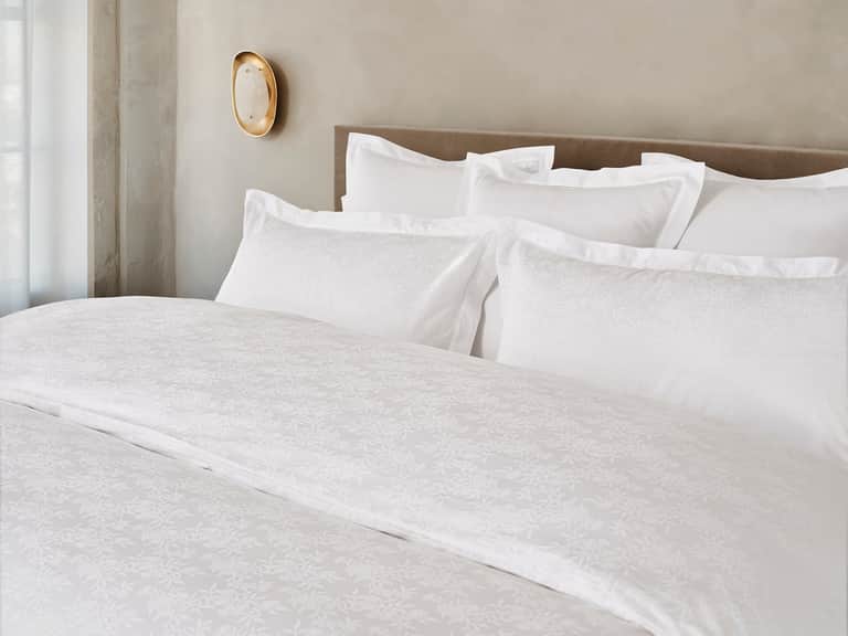 Heirloom Organic Sateen Duvet Cover image