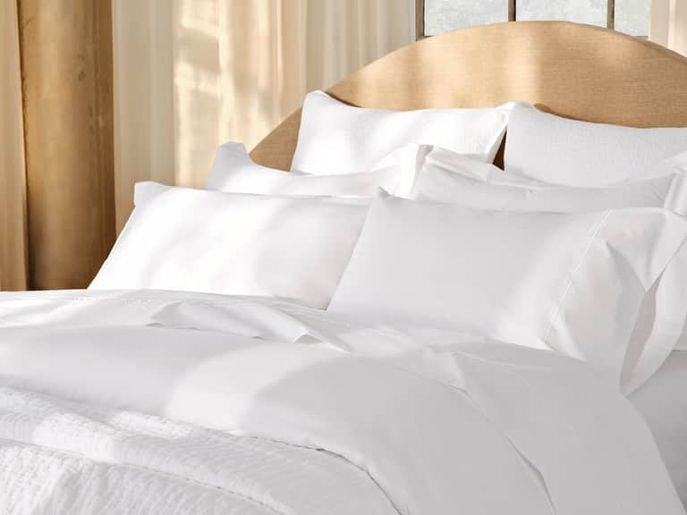 Refined Organic Percale Sheet Set image