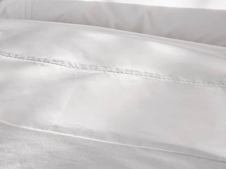 Refined Organic Percale Sheet Set image