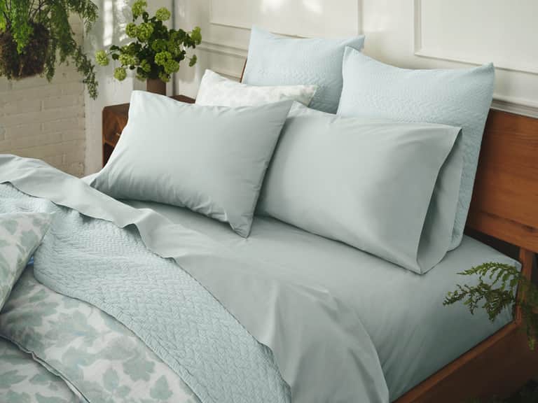 Angeles Organic Matelasse Sham image