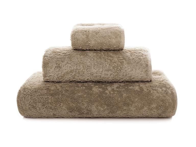 Graccioza Egoist Towels image