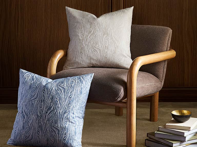 Arte Decorative Pillow image