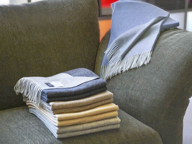 Dolomiti Throw image