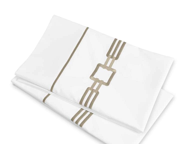Retr&ograve; Pillowcases image