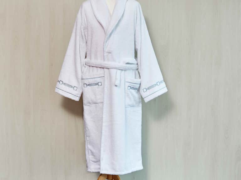 Retr&ograve; Classic Bathrobe image