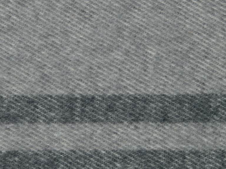 Viletta Throw image
