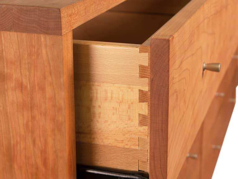 Larssen 8-Drawer Dresser image