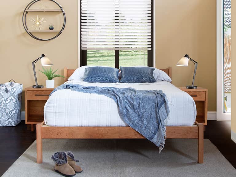 Vergennes Platform Bed image