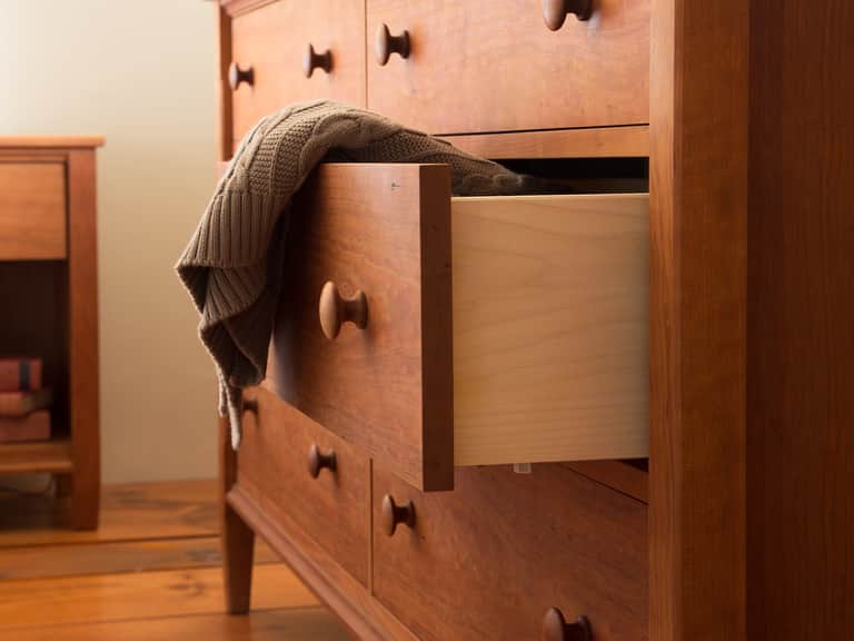 Vermont Shaker 6-Drawer Dresser image