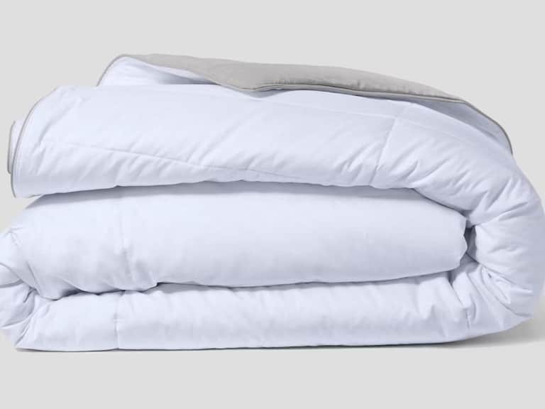 Lightweight Humidity Fighting Duvet image