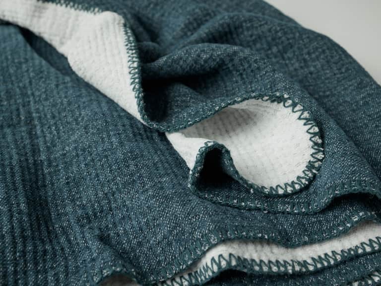 Cozy Cotton Organic Throw image