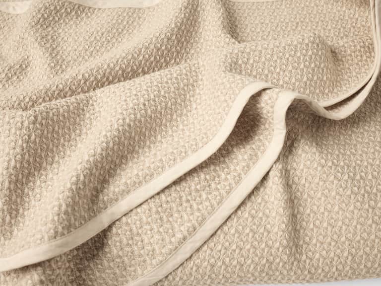 Honeycomb Organic Blanket image
