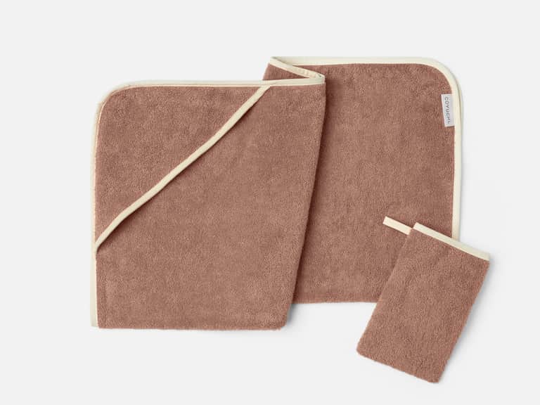 Cloud Loom&trade; Organic Baby Hooded Towel and Bath Mitt Set image