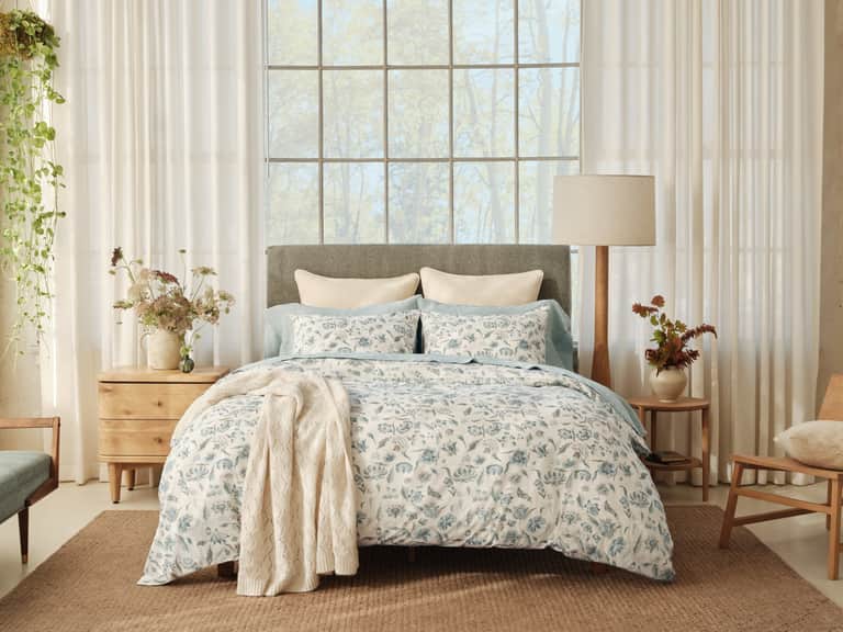 Viola Organic Print Duvet Cover image
