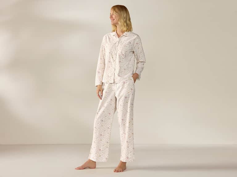 Women's Isla Organic Cotton Long Sleeve Pajama Set image