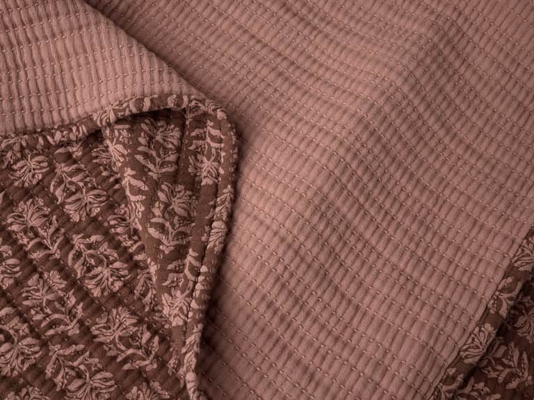 Mirada Organic Matelasse Coverlet image