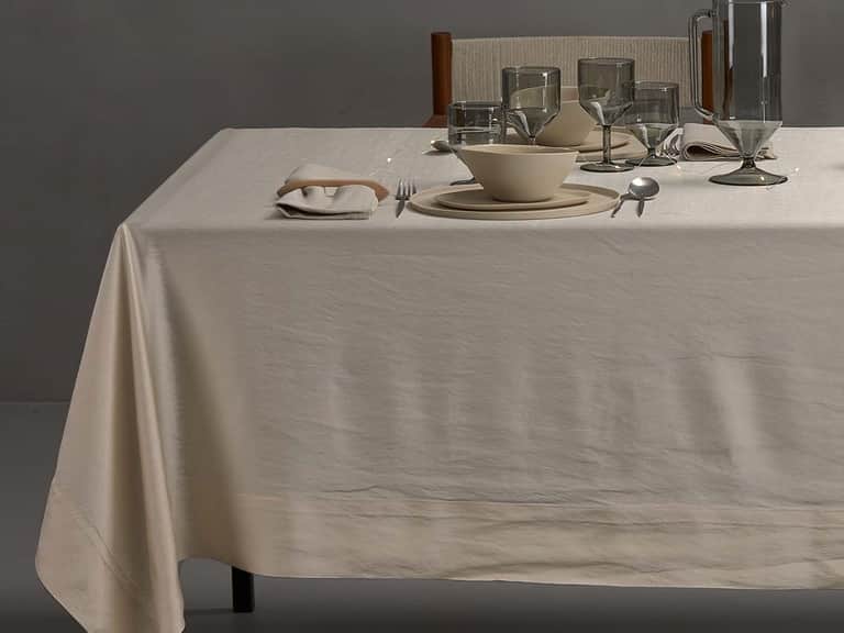 Giar Tablecloth image