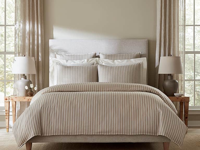 Leranto Duvet Cover - Online Exclusive image
