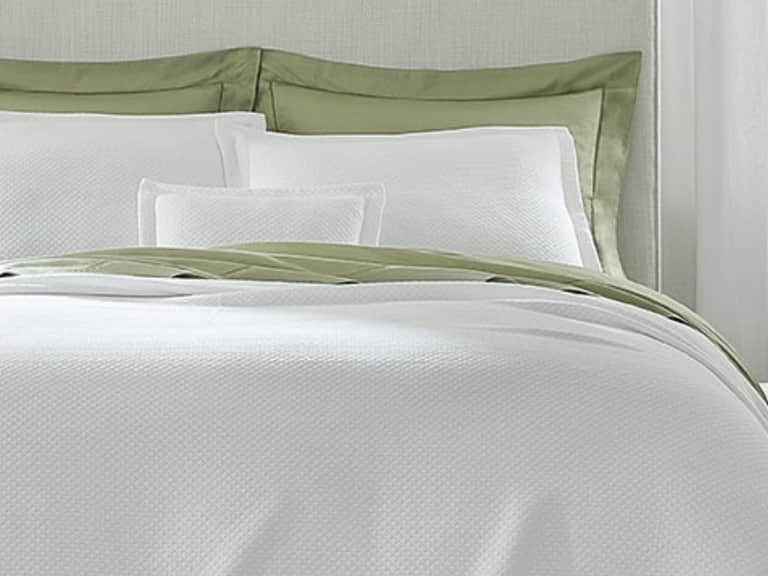 Rombo Coverlet image
