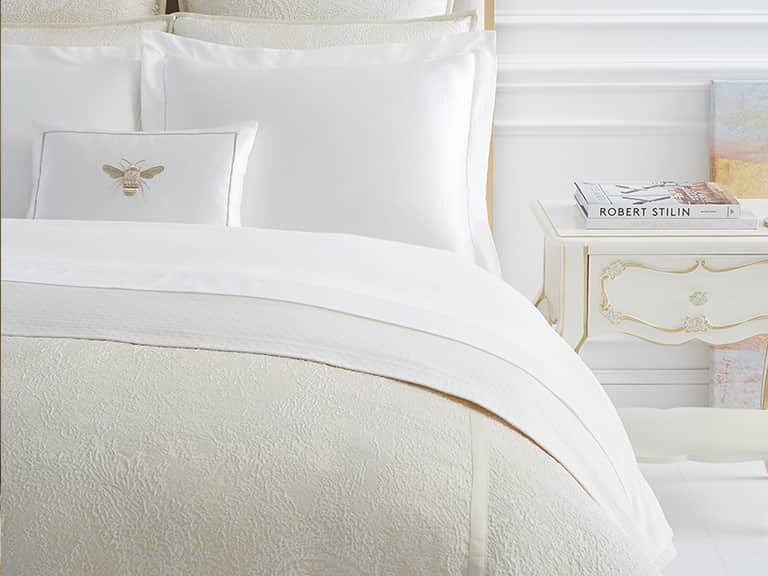 SFERRA Giza 45 Seta Fitted Sheet image