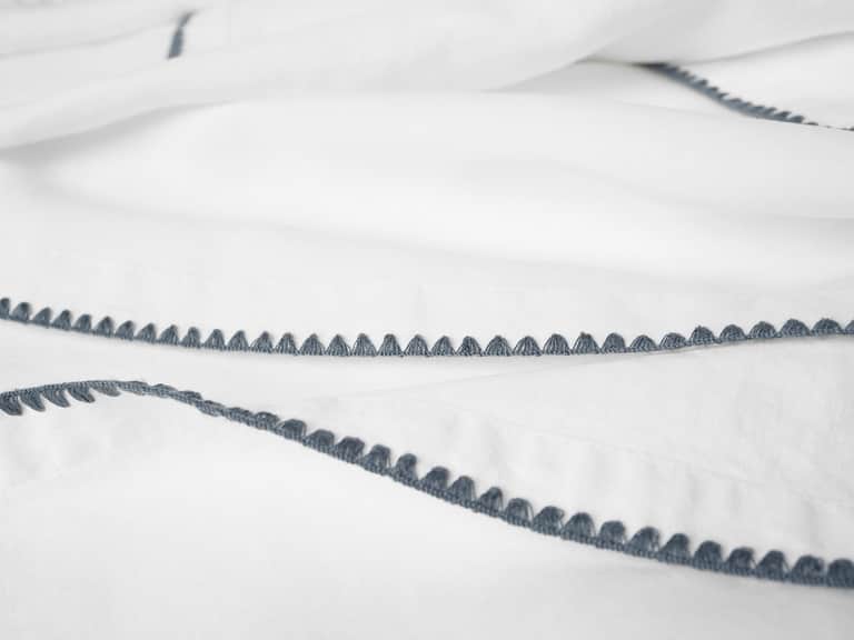 Olivos Embroidered Organic Linen Napkins image