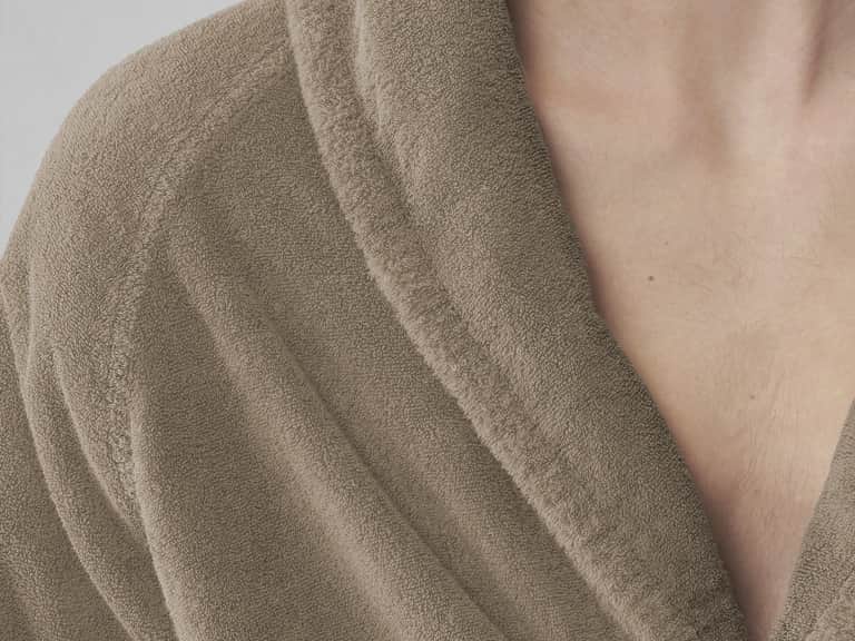 Crisp Bathrobe image