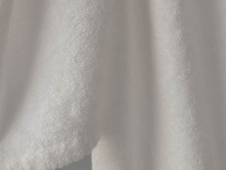 Crisp Towel Set image
