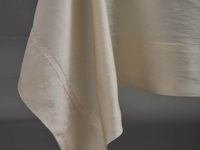Giar Tablecloth image