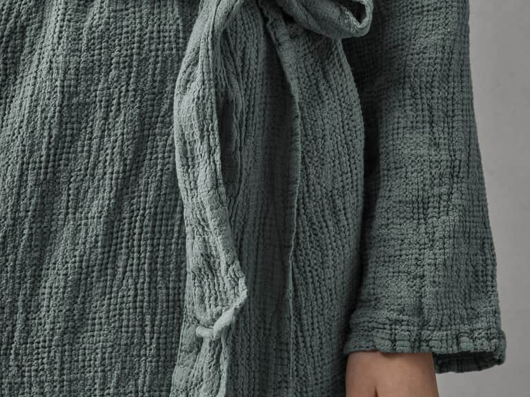 Lipe New Robe image