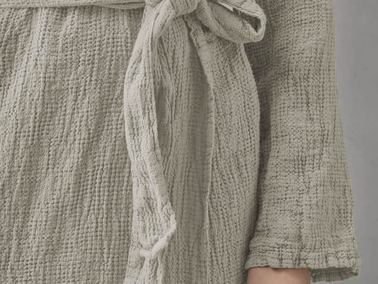 Lipe New Robe image
