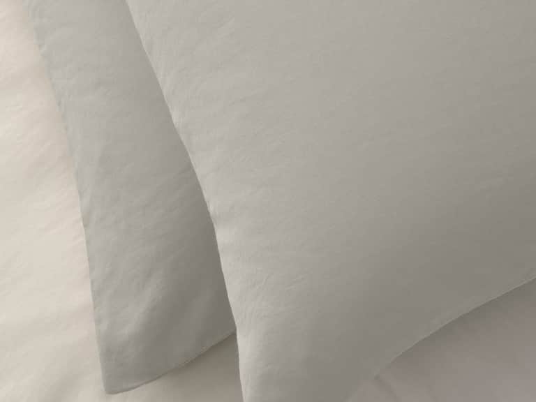 Miro Plain Pillow Cases Set image