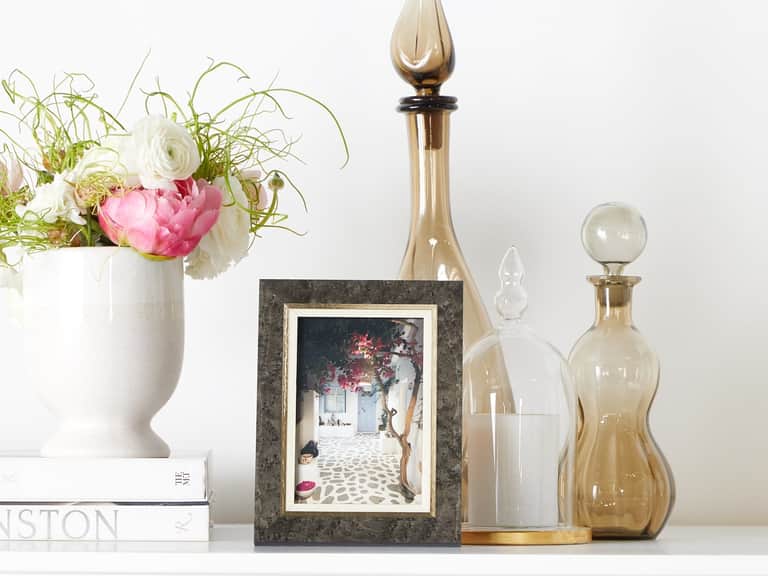 Sovana Frame image