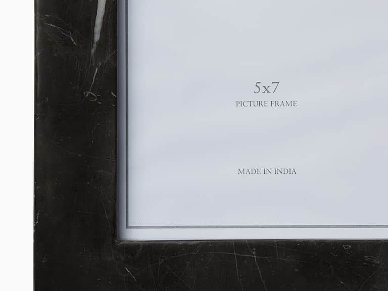 Marquina Frame image